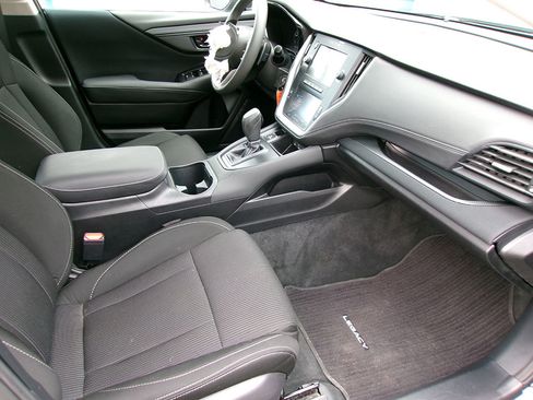 Used 2022 Subaru Legacy image 10