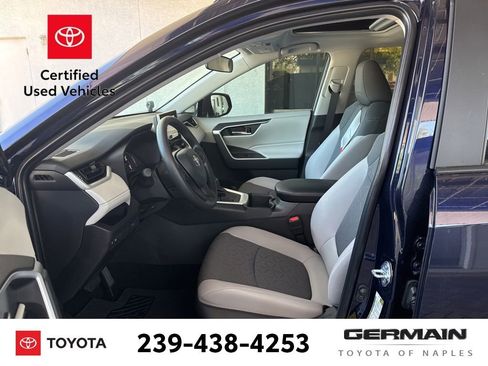 Used 2025 Toyota RAV4 XLE w/ Convenience Package FWD image 15