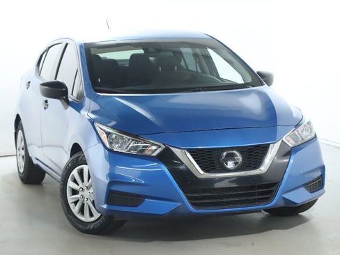 Used 2020 Nissan Versa S image 18