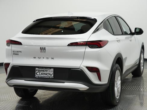 New 2025 Buick Envista Preferred image 8