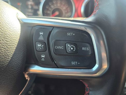 Used 2021 Jeep Wrangler Unlimited Rubicon AWD/4WD image 32