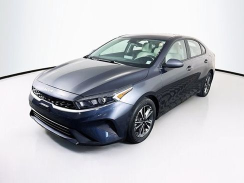 Certified 2023 Kia Forte LXS FWD image 1