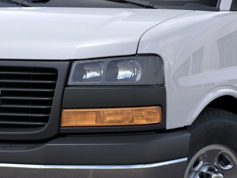 New 2024 GMC Savana 2500 w/ Driver Convenience Package RWD image 34