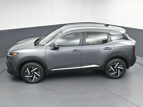 Used 2026 Nissan Kicks SV FWD image 35