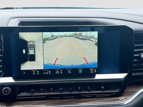 Used 2022 Chevrolet Silverado 1500 RST image 13