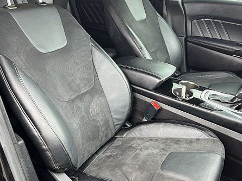 Used 2015 Ford Edge Sport w/ Equipment Group 401A AWD/4WD image 13
