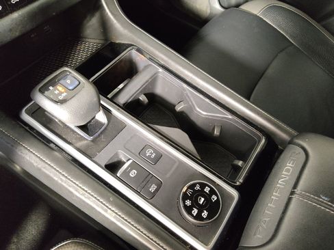 Used 2022 Nissan Pathfinder SL w/ SL Black Package AWD/4WD image 26