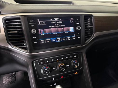 Used 2021 Volkswagen Atlas SE FWD image 19