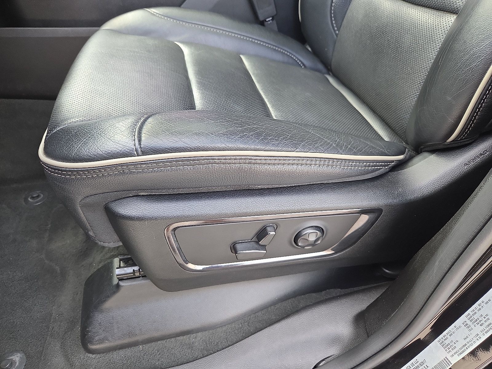 Used 2024 RAM 1500 Limited AWD/4WD image 14