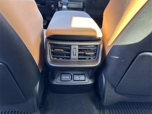 Certified 2025 Lexus ES 300h w/ Premium Package image 16