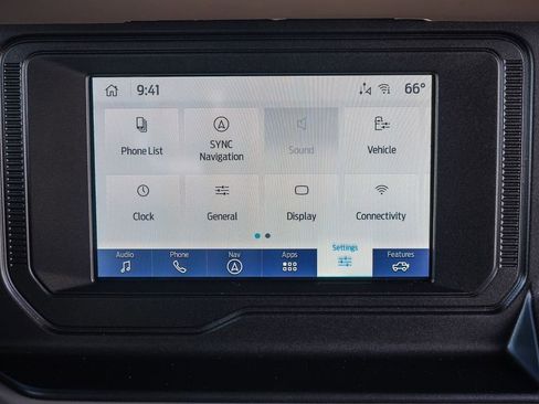 Used 2023 Ford Bronco Wildtrak image 15