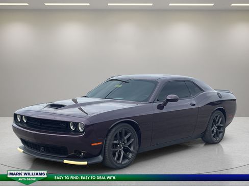 Used 2022 Dodge Challenger R/T w/ Plus Package RWD image 2