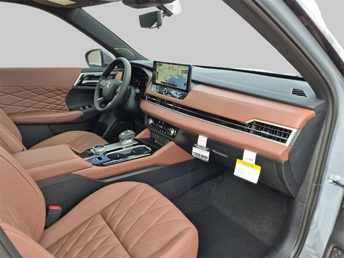 New 2025 Mitsubishi Outlander SEL image 25