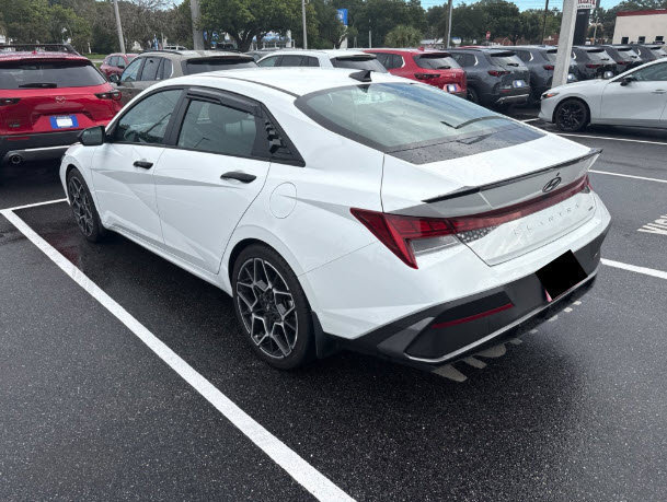 Used 2025 Hyundai Elantra SEL FWD image 5