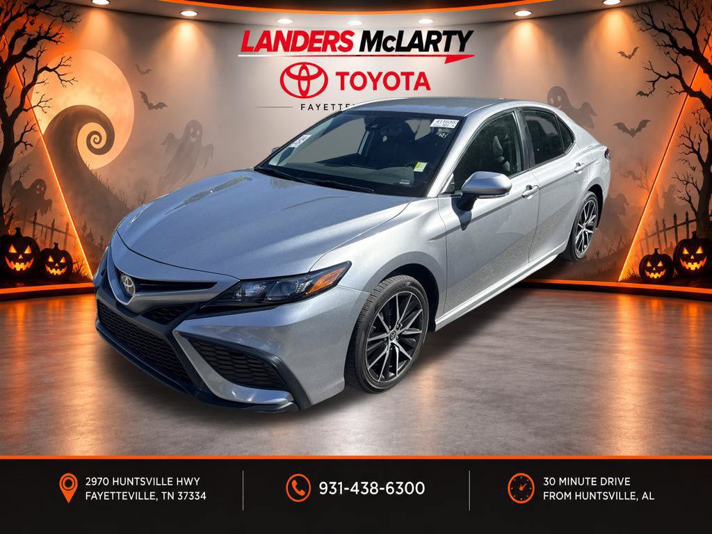 Used 2024 Toyota Camry SE w/ Convenience Package FWD image 1