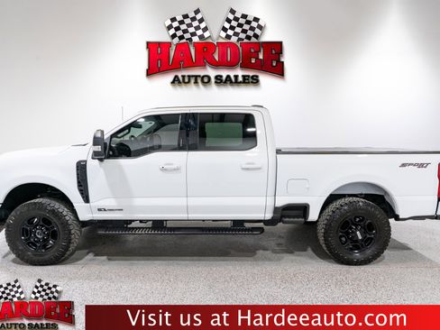 Used 2023 Ford F250 XLT w/ XLT Premium Package AWD/4WD image 1