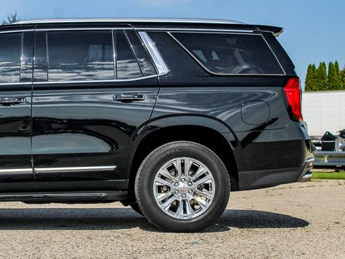 Used 2024 GMC Yukon Denali AWD/4WD image 46
