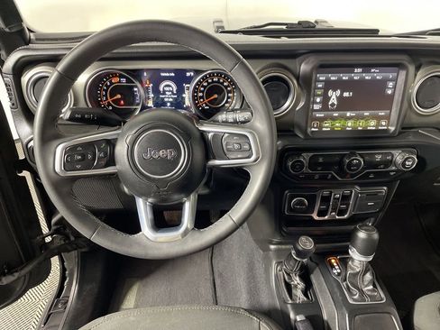 Used 2023 Jeep Wrangler Sahara image 12