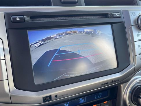 Used 2016 Toyota 4Runner Limited image 16