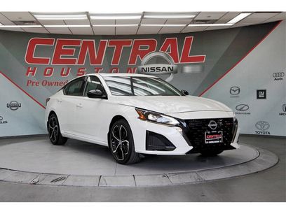 New 2025 Nissan Altima 2.5 SR