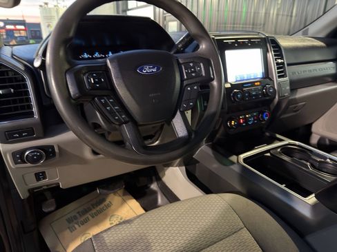 Used 2020 Ford F250 XLT w/ XLT Premium Package image 12