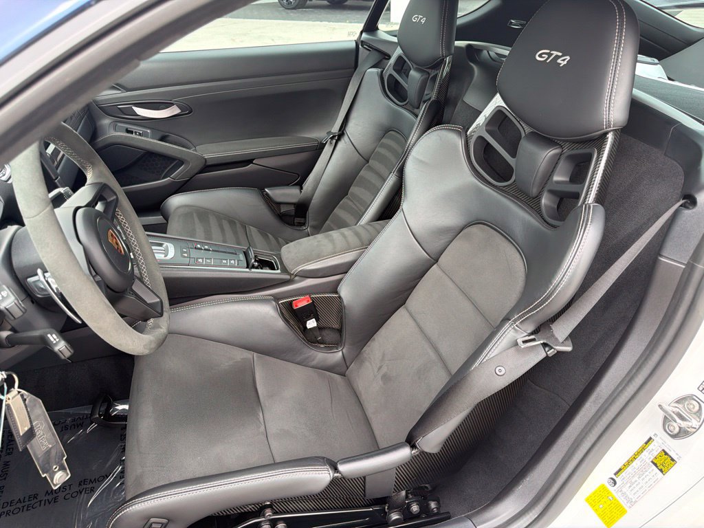 Used 2023 Porsche 718 Cayman GT4 RWD image 15
