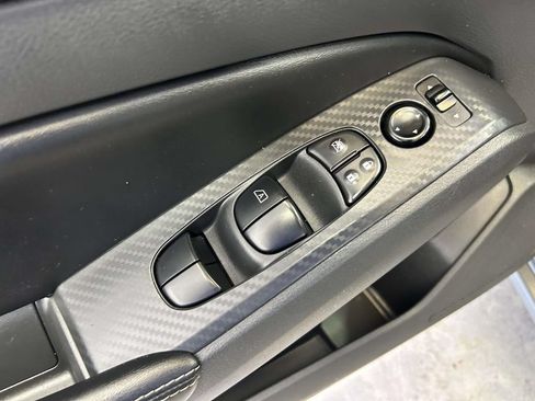 Used 2025 Nissan Altima 2.5 SV FWD image 16