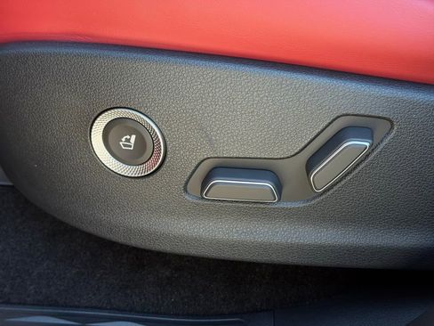 New 2026 Genesis GV80 3.5T e-SC image 23