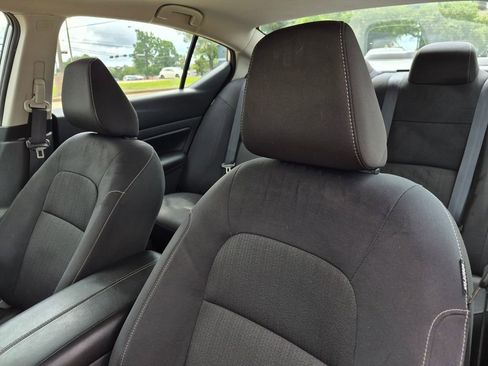Used 2022 Nissan Altima 2.5 S FWD image 24