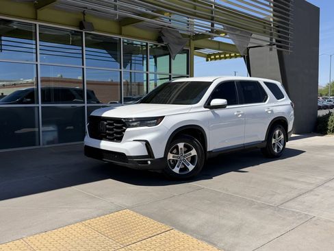 Used 2024 Honda Pilot EX-L image 1