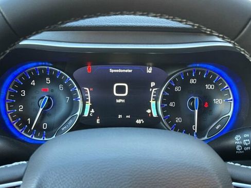 New 2026 Chrysler Pacifica Select image 22