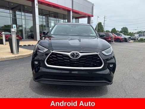 Certified 2025 Toyota Highlander LE FWD image 11