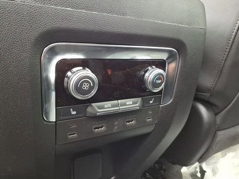 New 2026 GMC Yukon AT4 image 30