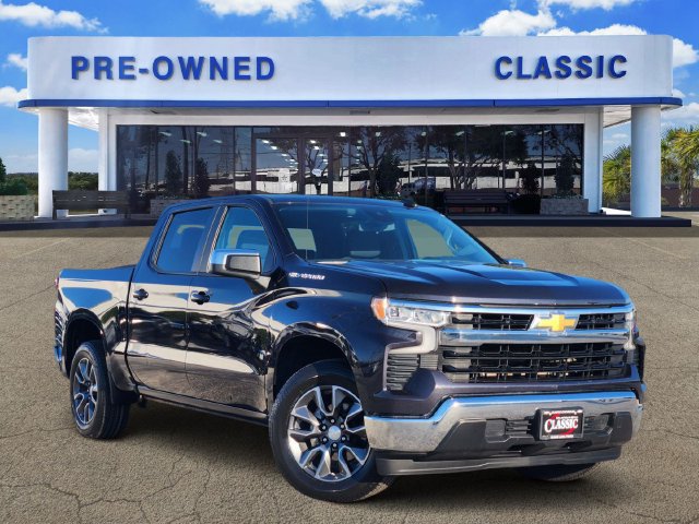 Used 2023 Chevrolet Silverado 1500 LT RWD image 1