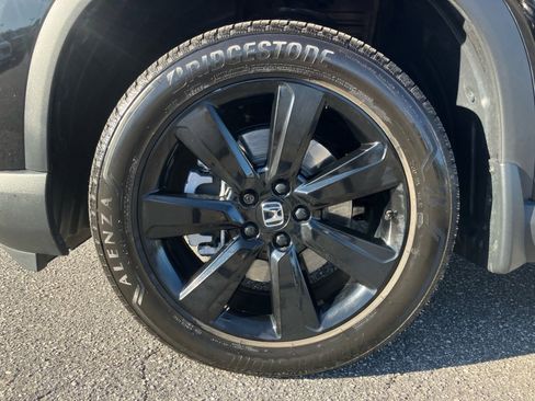 Certified 2025 Honda Pilot Touring image 31