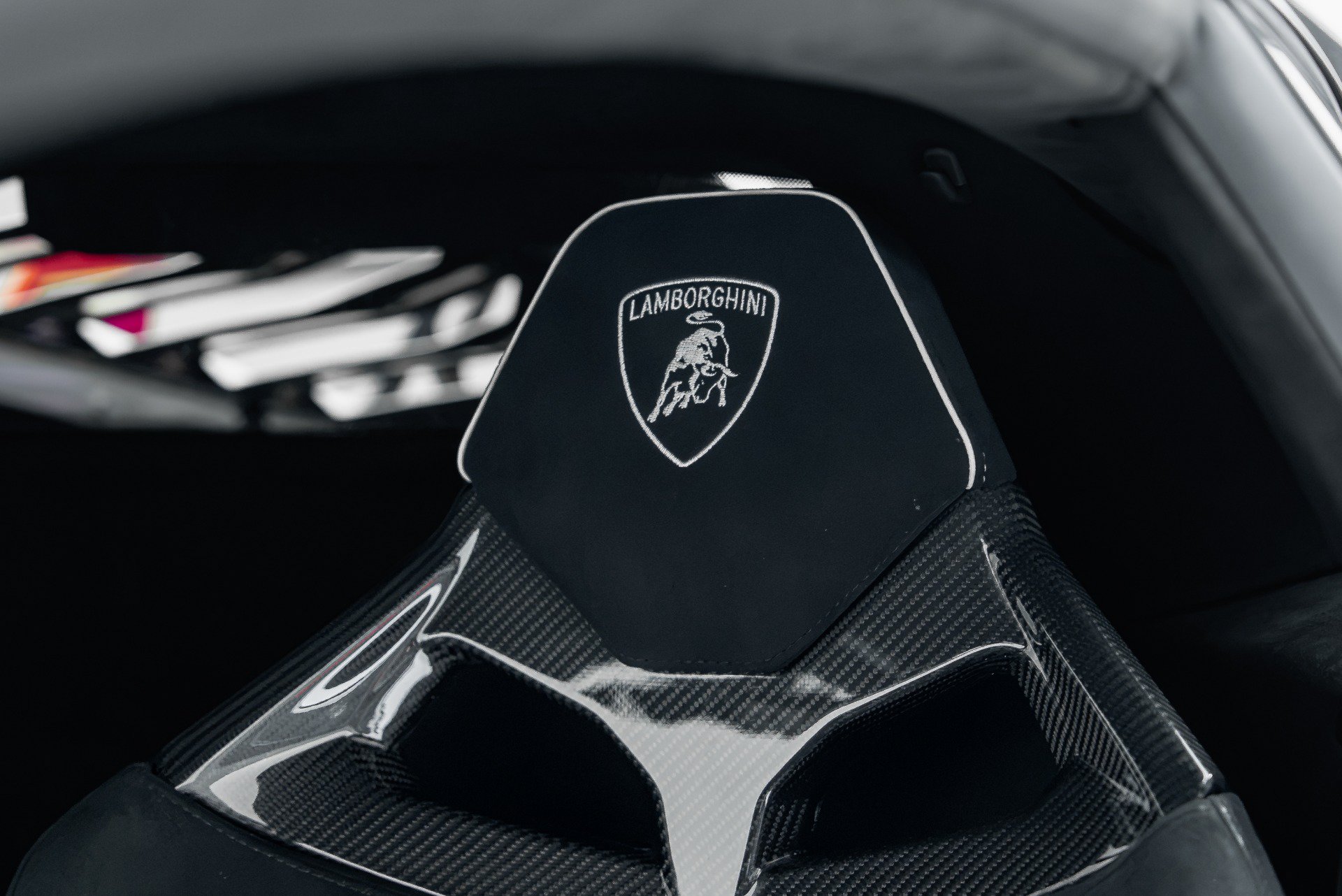 Used 2022 Lamborghini Huracan STO RWD image 44