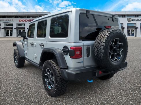 Used 2022 Jeep Wrangler Unlimited Rubicon 4xe w/ Safety Group AWD/4WD image 6