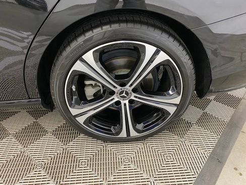 Used 2025 Mercedes-Benz C 300 Sedan image 10