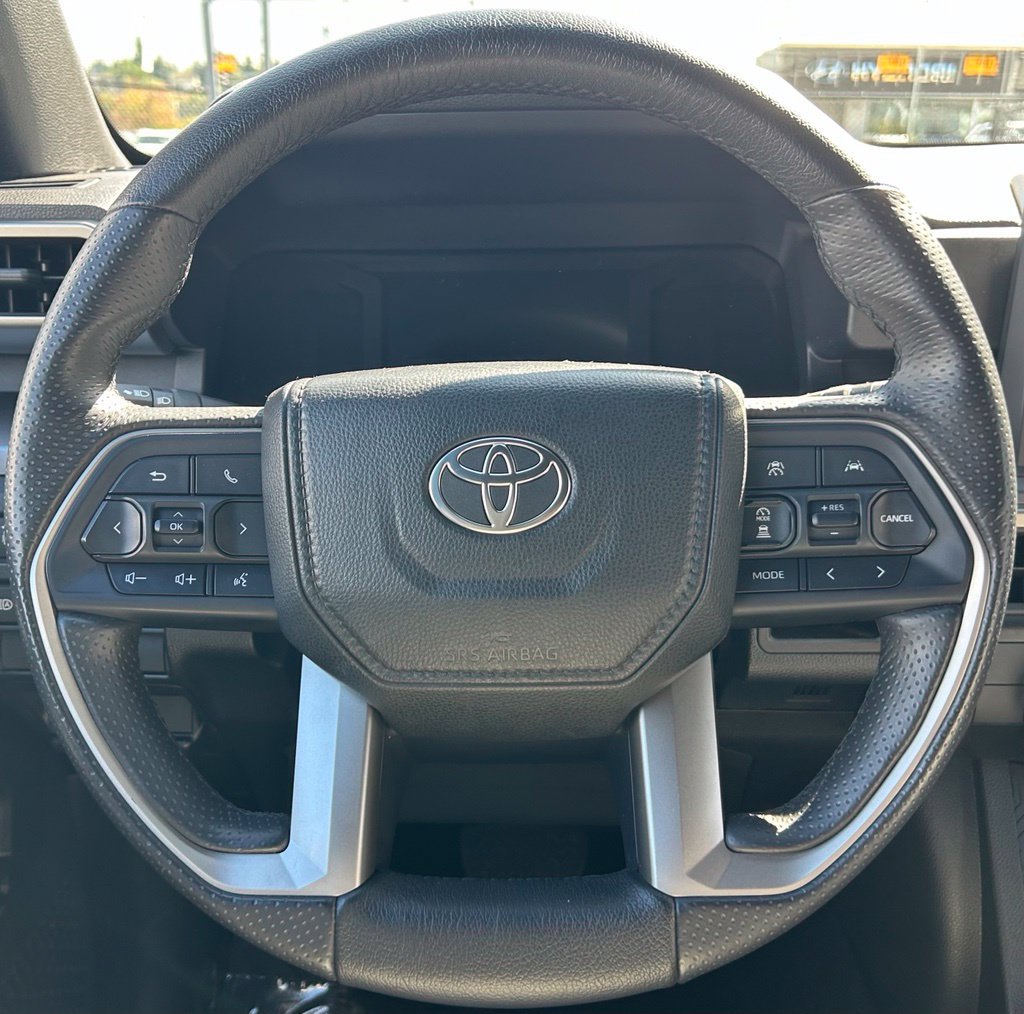 Certified 2025 Toyota 4Runner SR5 AWD/4WD image 20