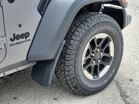 Used 2020 Jeep Gladiator Sport w/ Quick Order Package 24S AWD/4WD image 5