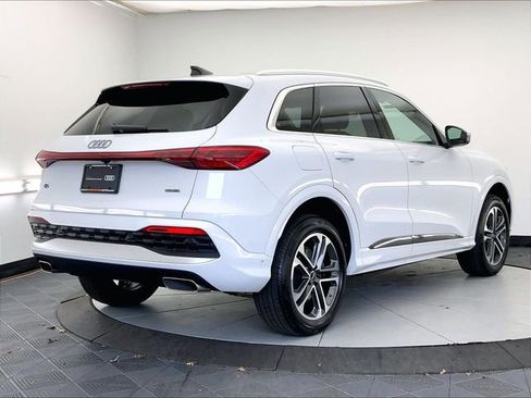 Used 2025 Audi Q5 Premium Plus w/ Premium Plus image 13