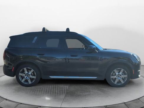 Certified 2025 MINI Cooper Countryman S image 8
