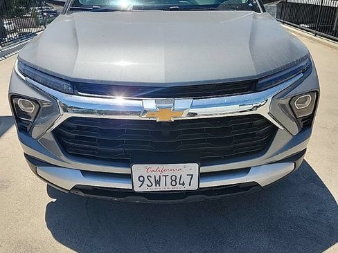 Certified 2025 Chevrolet TrailBlazer LT FWD image 1
