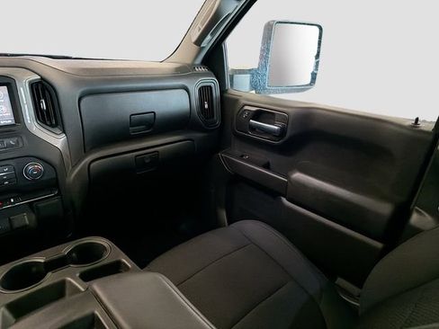 Used 2019 Chevrolet Silverado 1500 Custom w/ Custom Max Trailering Package image 21