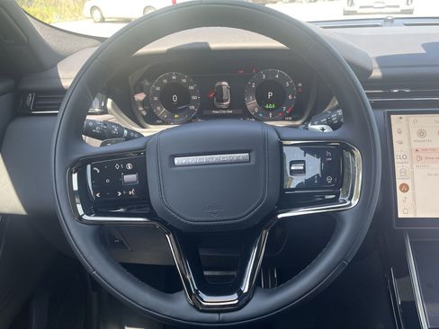 New 2026 Land Rover Range Rover Velar Dynamic SE image 14