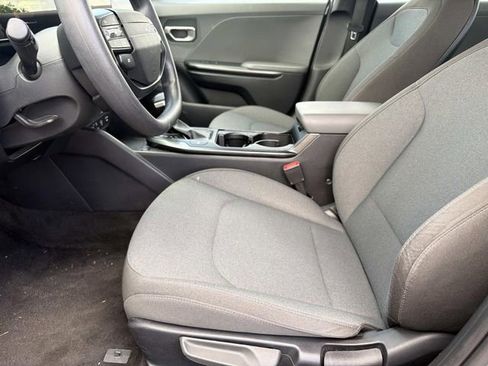Used 2025 Kia K4 FWD image 14