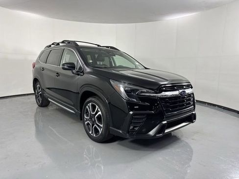 Used 2023 Subaru Ascent Limited AWD/4WD image 3
