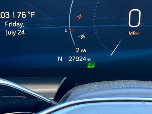 Used 2024 Cadillac Lyriq Sport RWD image 39
