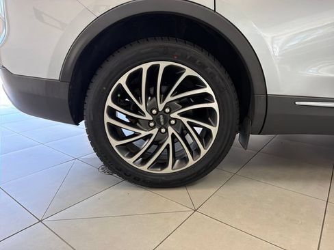 Used 2020 Lincoln Nautilus Reserve w/ Class II Trailer Tow Package FWD image 33