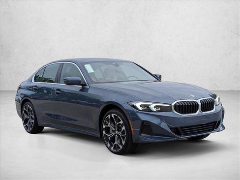 Used 2026 BMW 330i xDrive Sedan w/ Premium Package AWD/4WD image 6